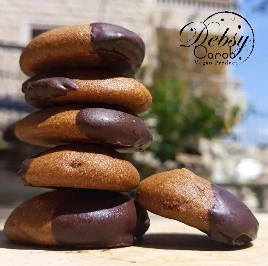 Debsy.carob — photograph 2
