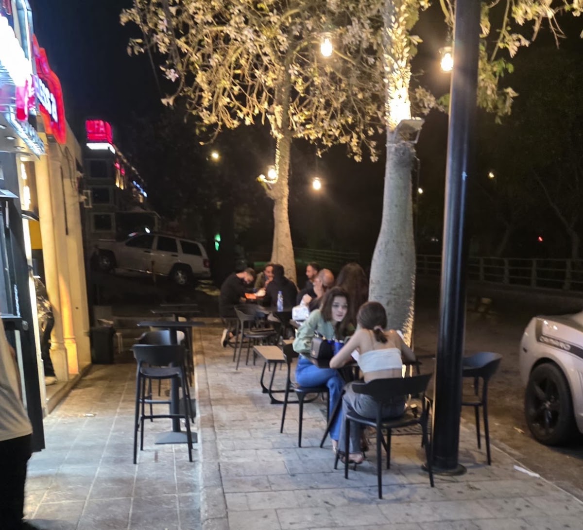 Uncle Pete Resto — photograph 3