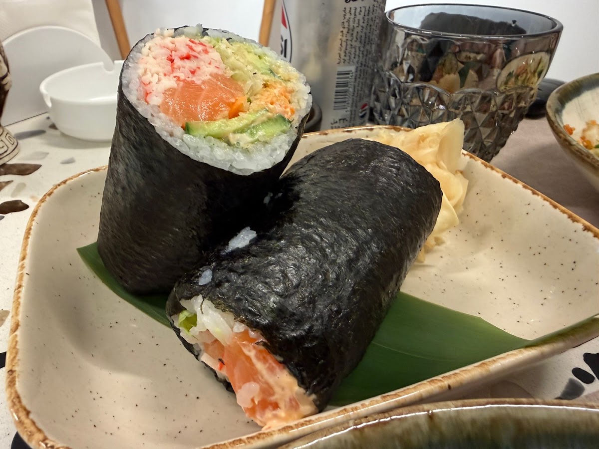 KANU Poke Bar — photograph 5