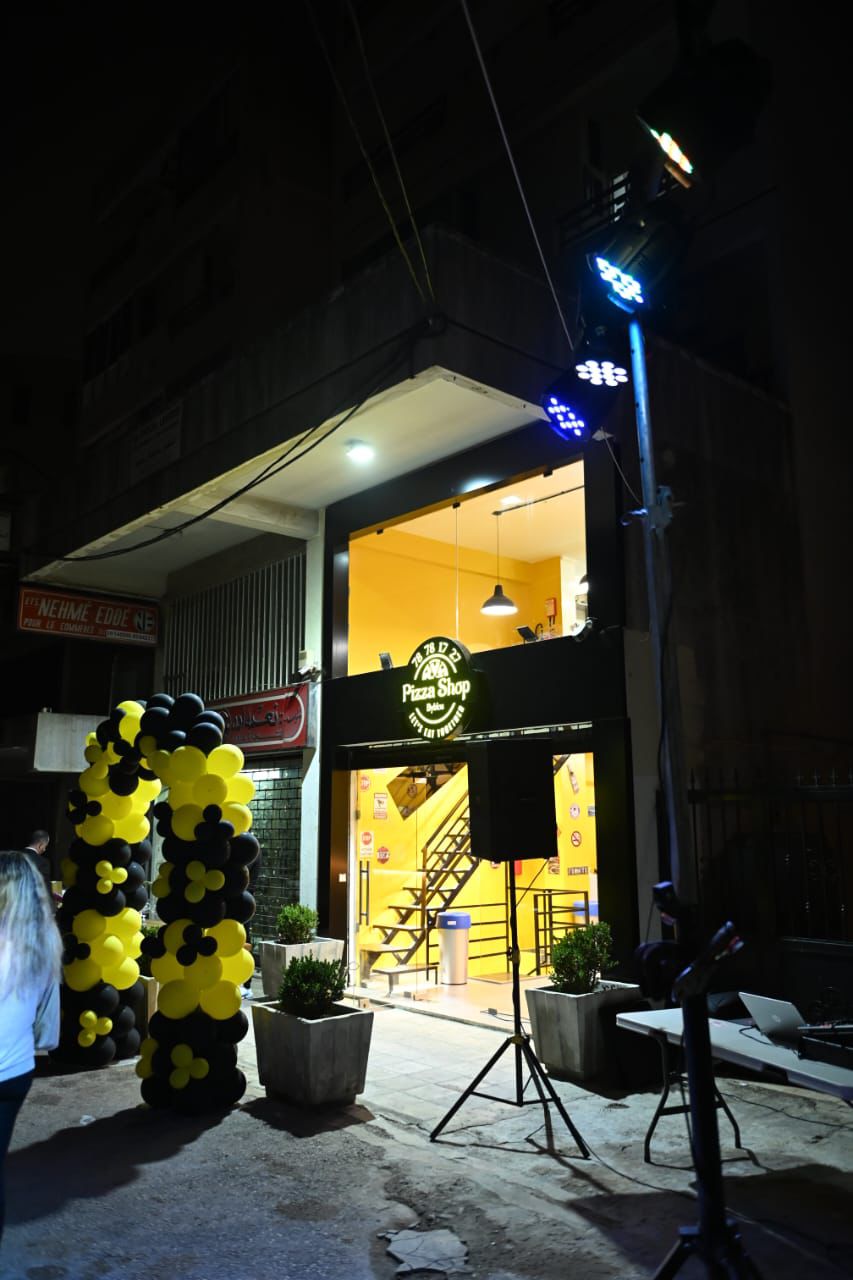 Pizza shop byblos