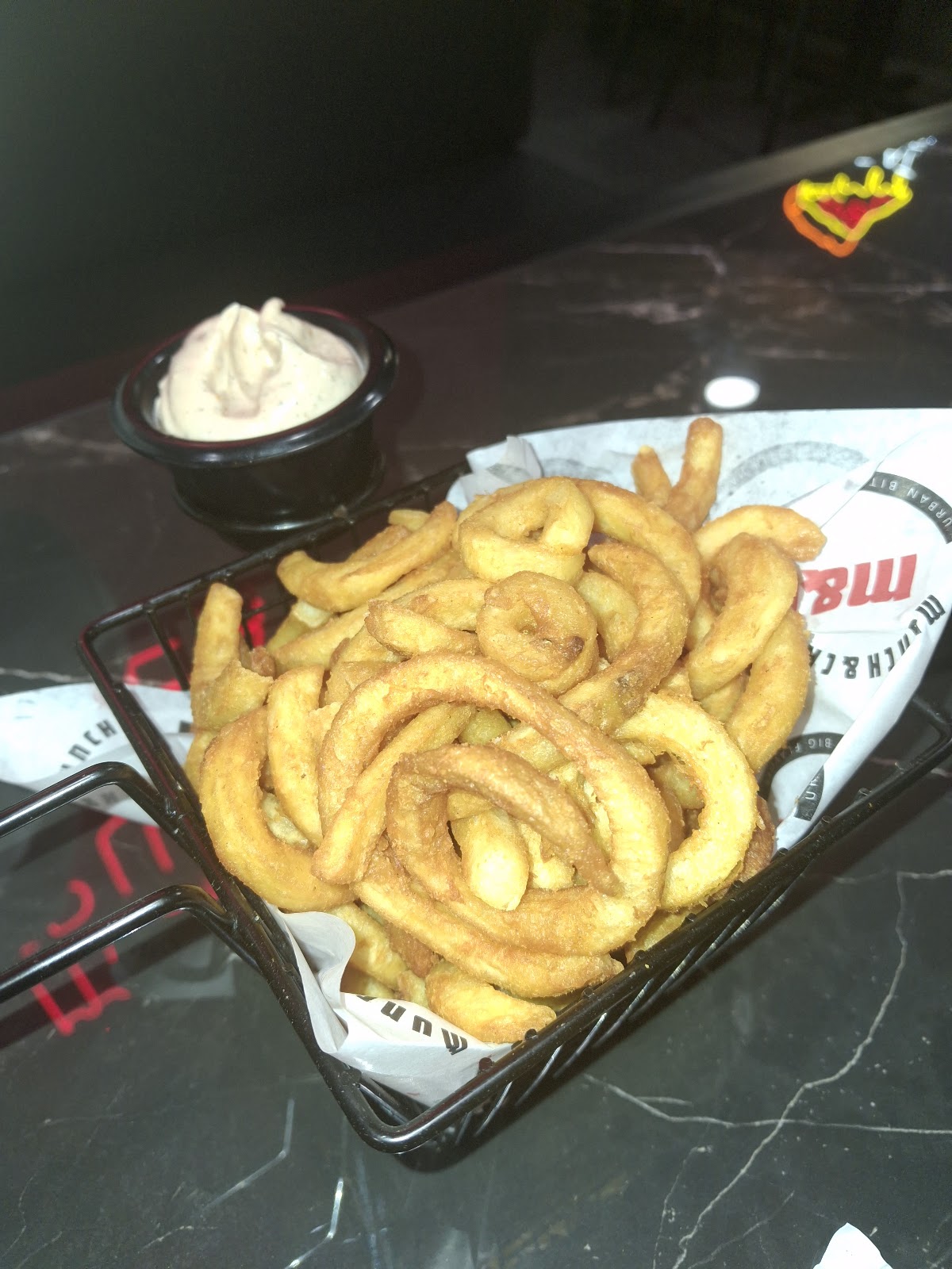 Munch and crunch — photograph 6