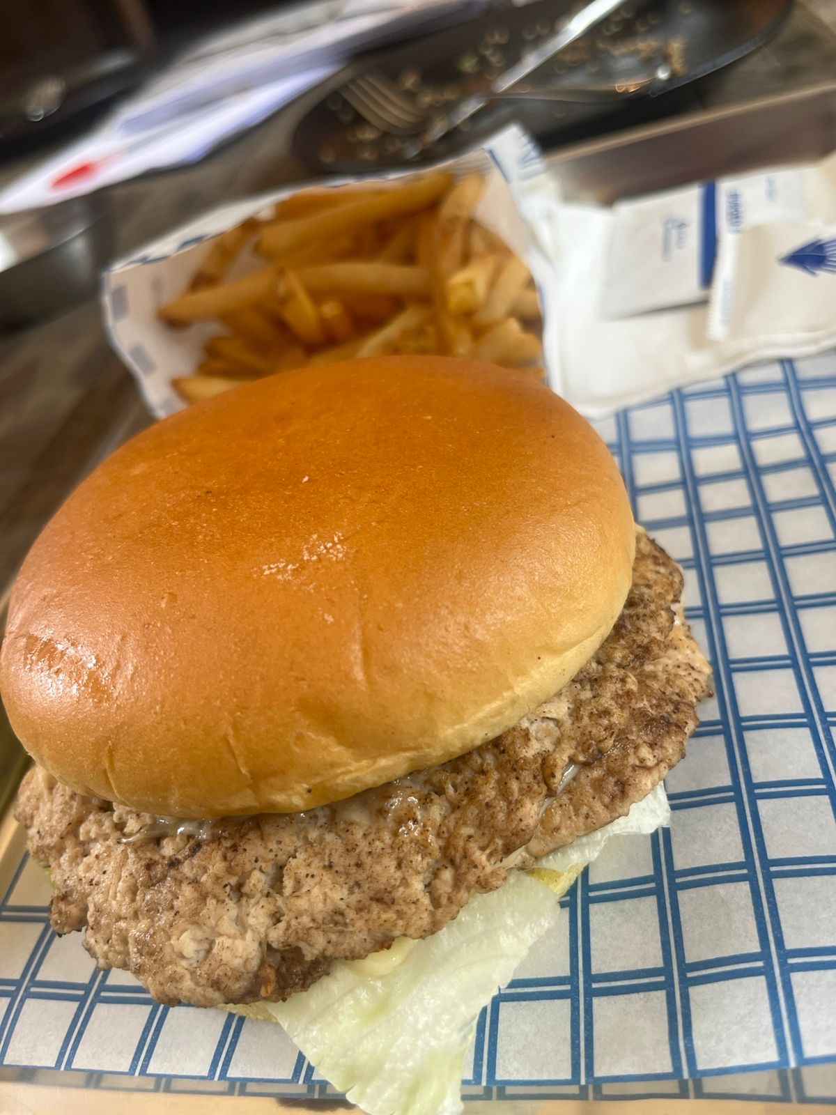 Burger Society — photograph 2