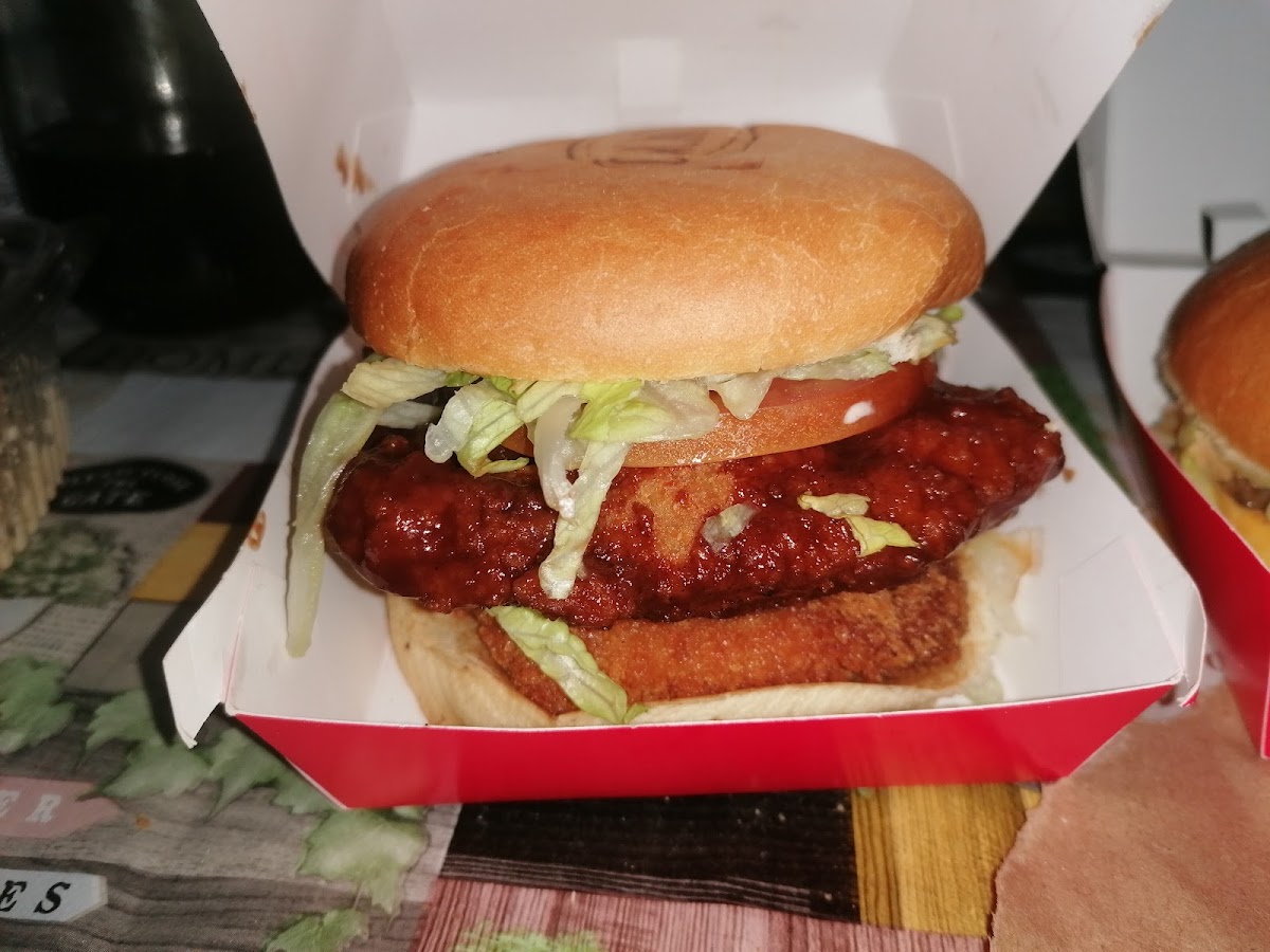 Crunchyz Burgers — photograph 2