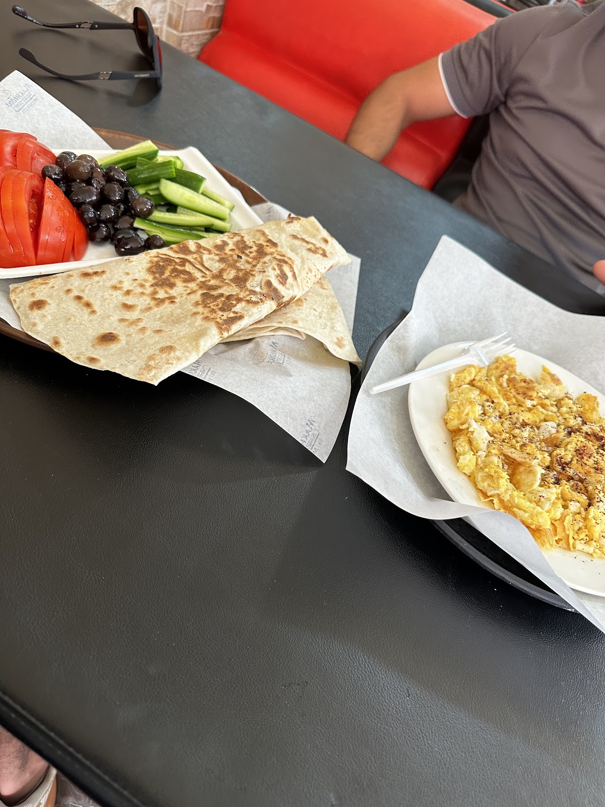 Makhlouf Saj - Restaurant — photograph 2