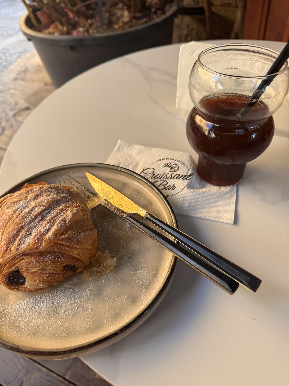 Croissant Bar — photograph 4