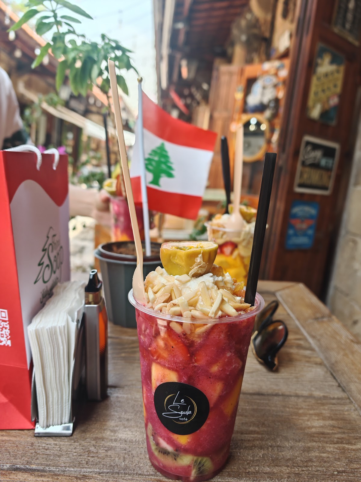 Le Souk Cafe — photograph 2