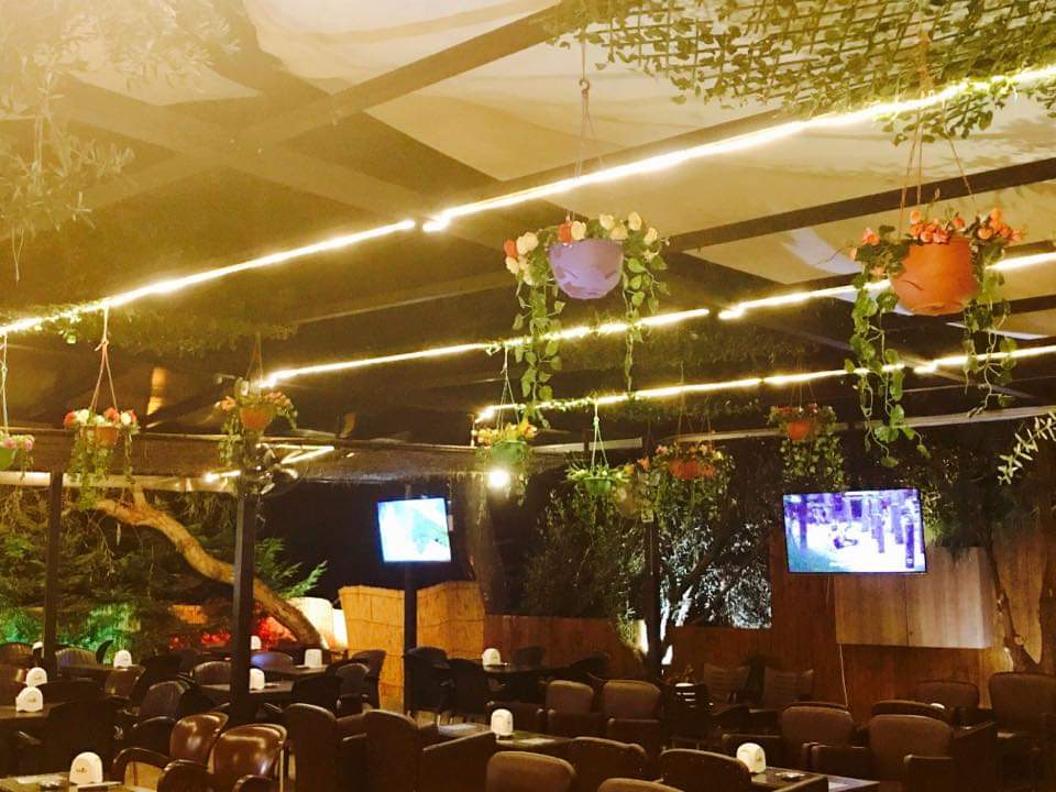 Lilas cafe — photograph 5