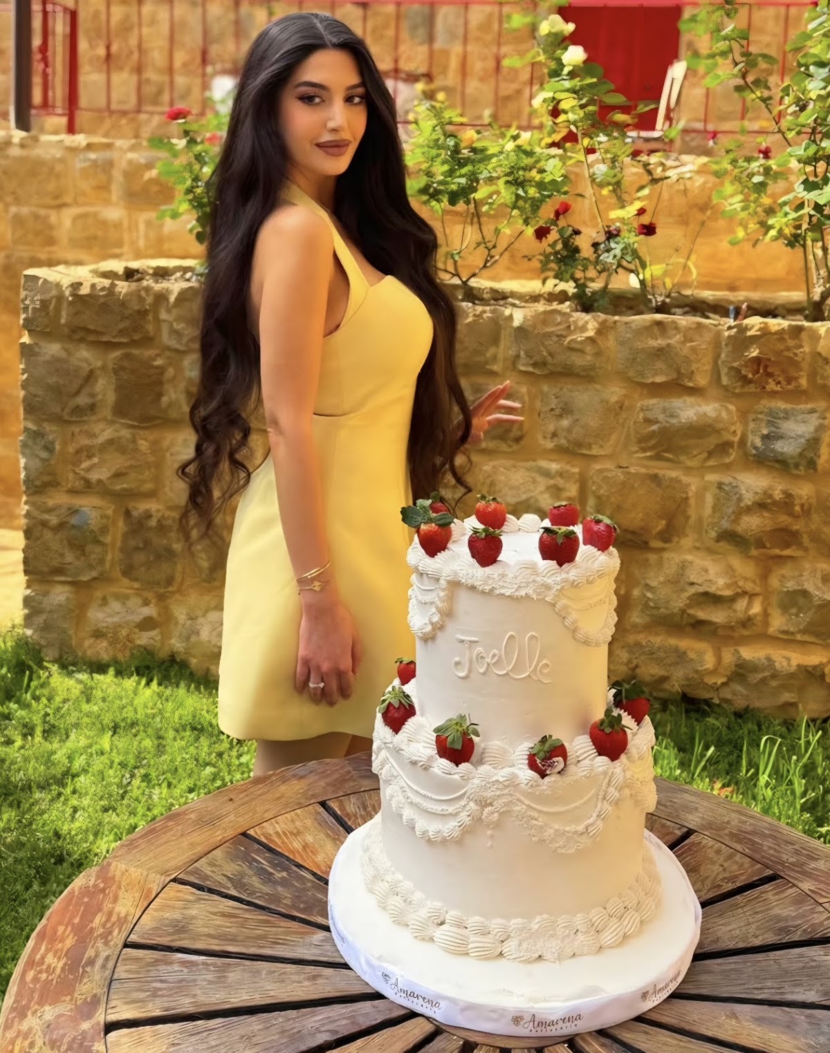 Patisserie Amarena - HALAT