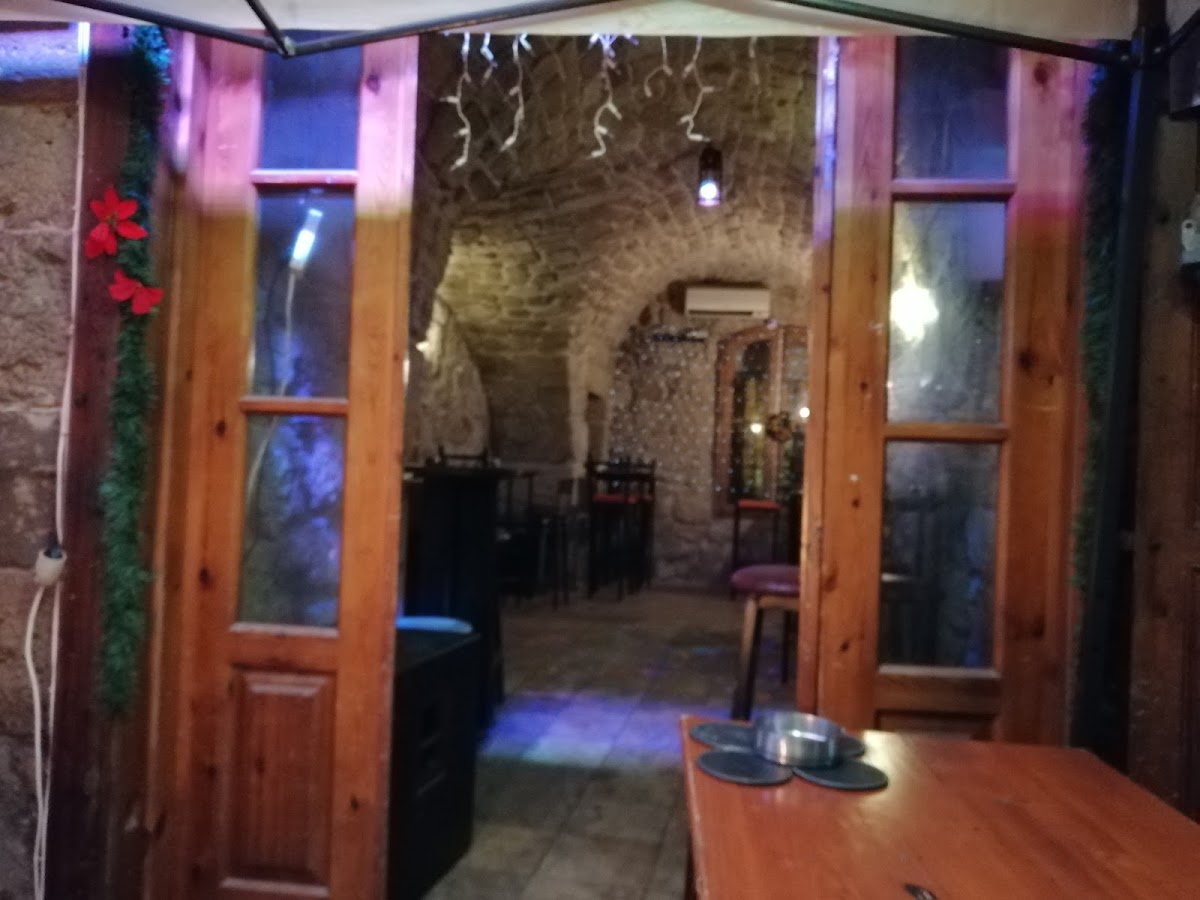 Absent Pub — photograph 2
