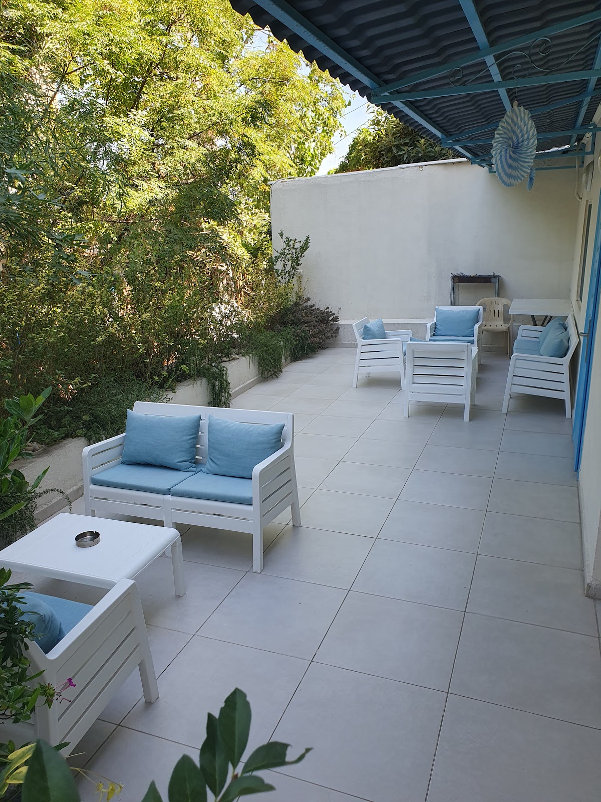 Mini 12 Guest House — photograph 4