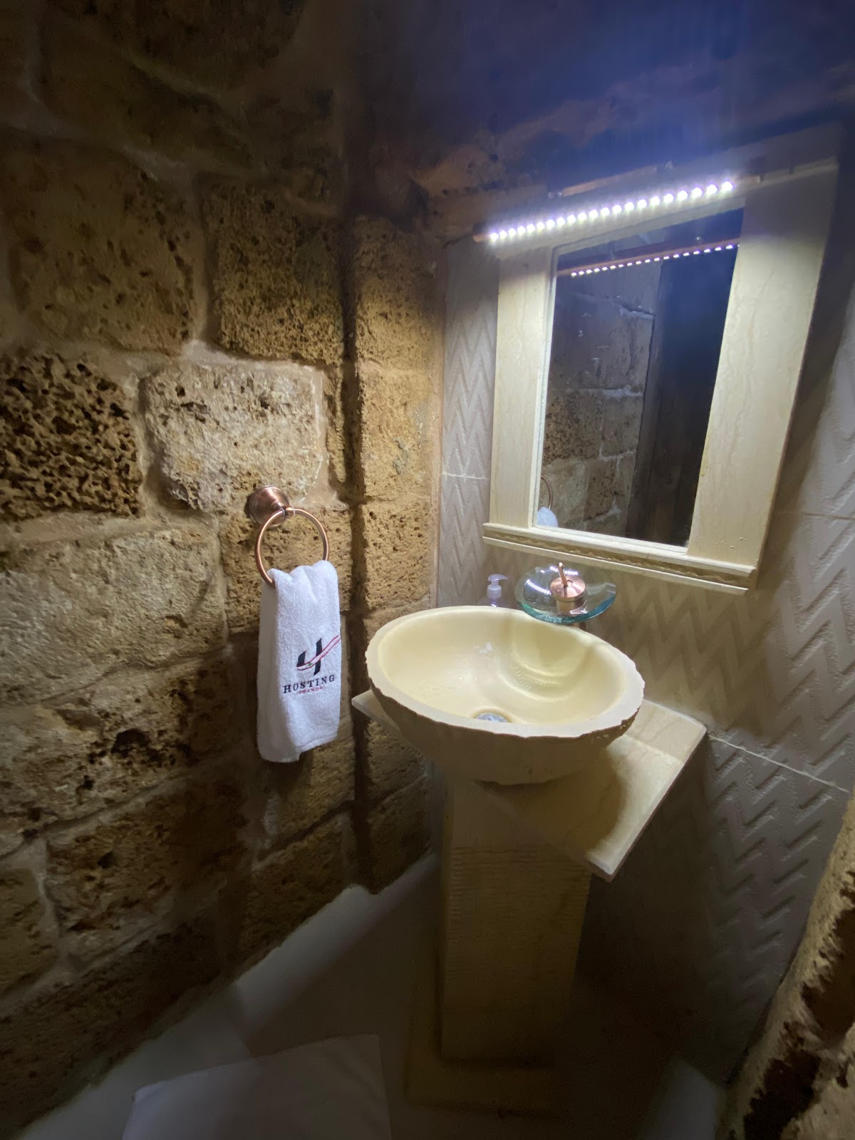 Nina's Guesthouse - Hosting Lebanon — photograph 3