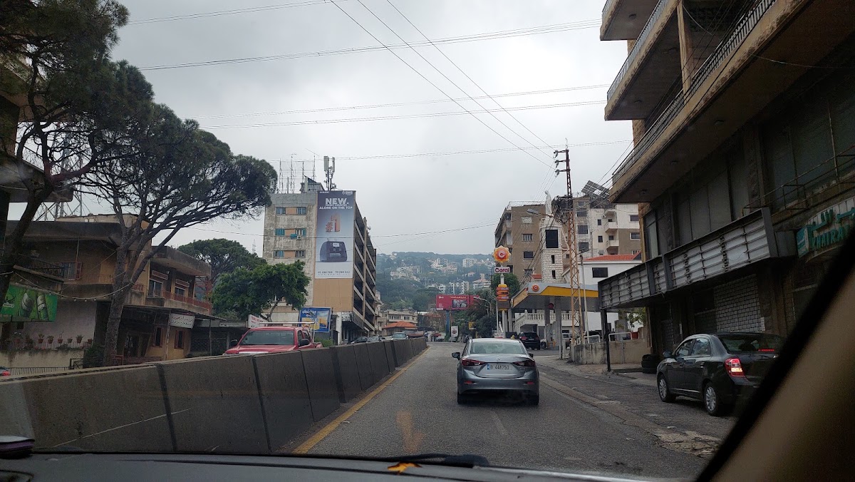لبنان..البقاع .مفرق تمنين التحتا — photograph 3