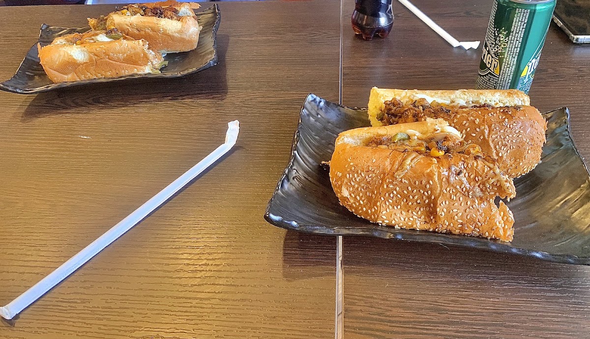 burger and more — photograph 2
