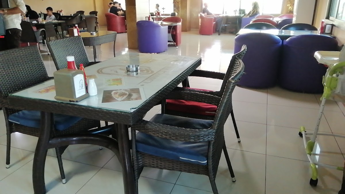 Aldiwan restaurant — photograph 5