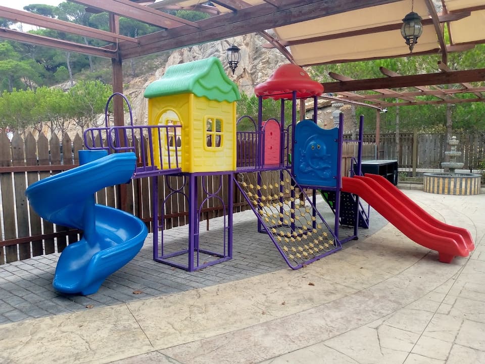 Pine View Hotel Azour-Jezzine
