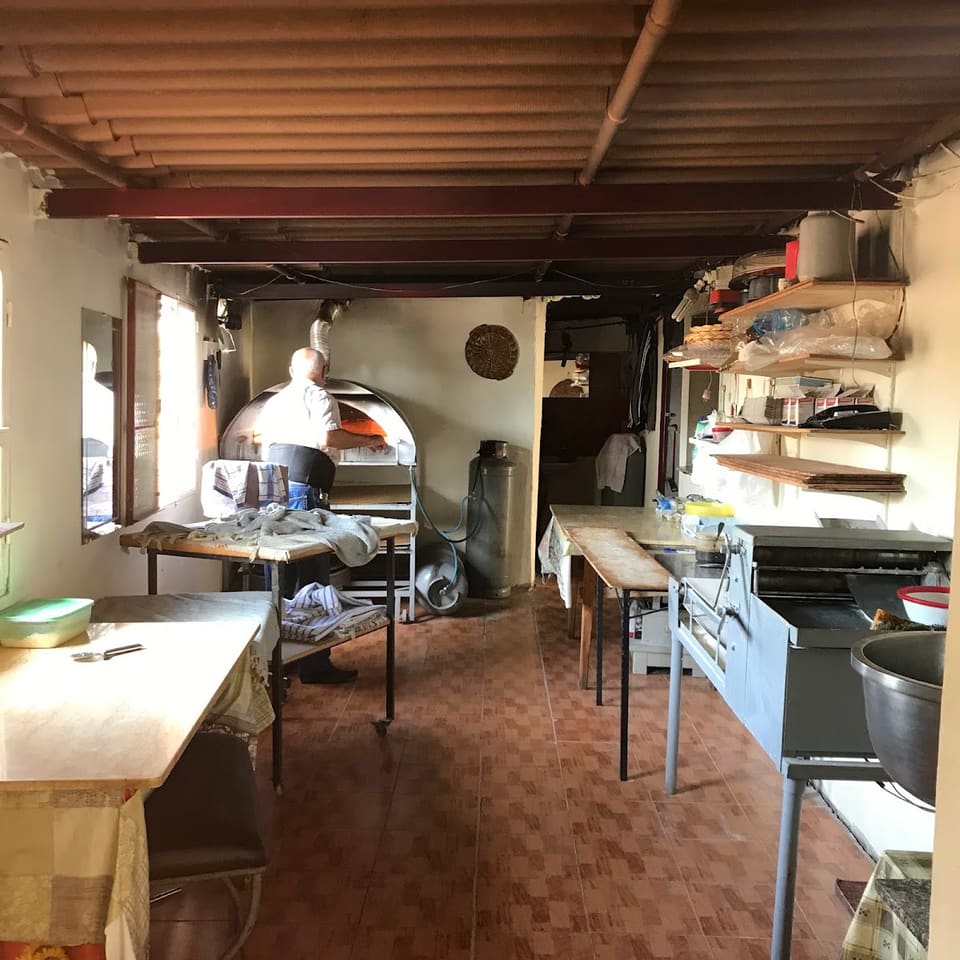 Al Mayseh Restaurant & Bakery