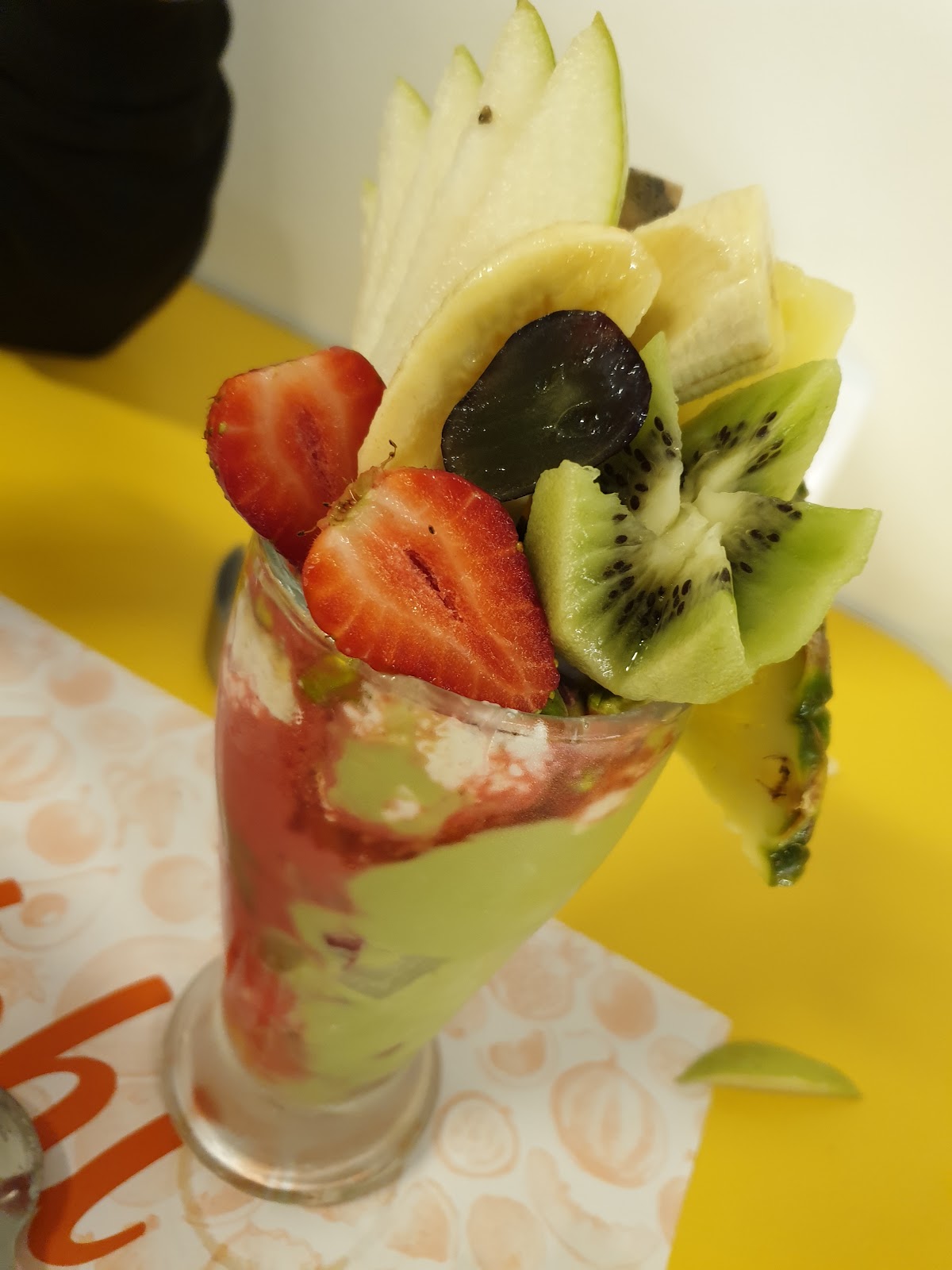 Litchi cocktail — photograph 2