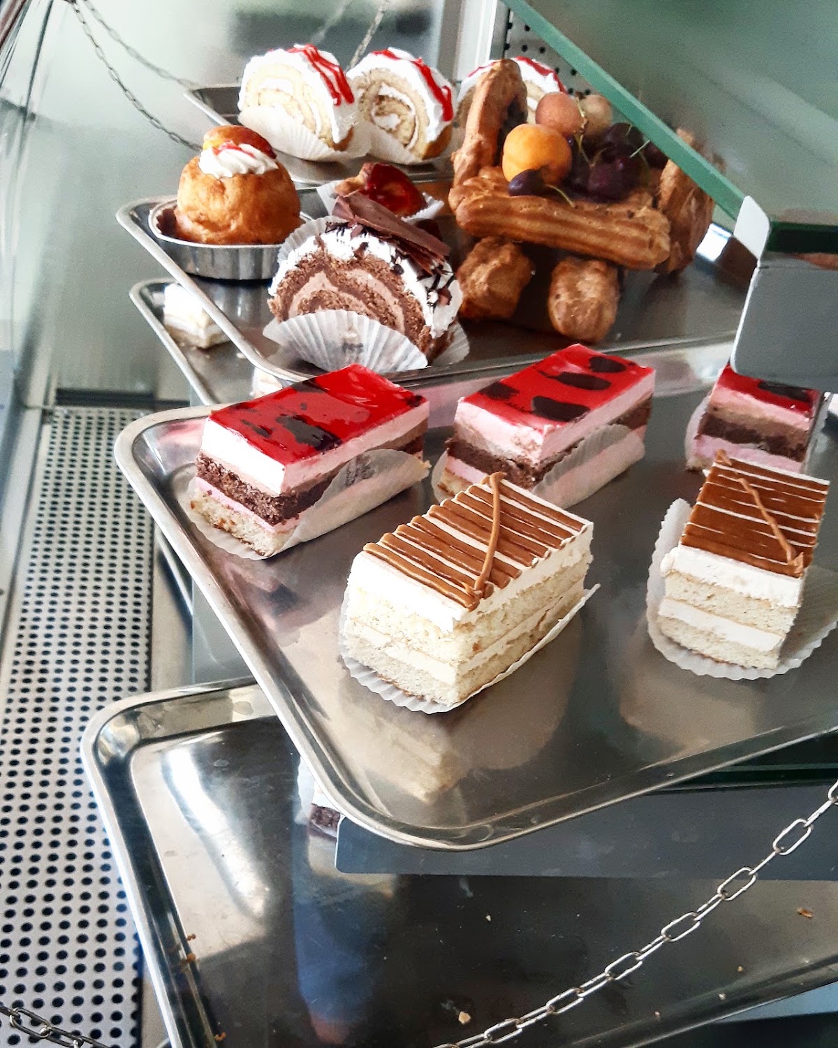 TAGO patisserie — photograph 4