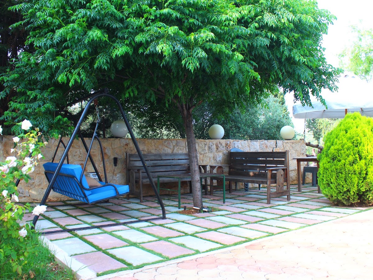 Amir's chalet — photograph 5