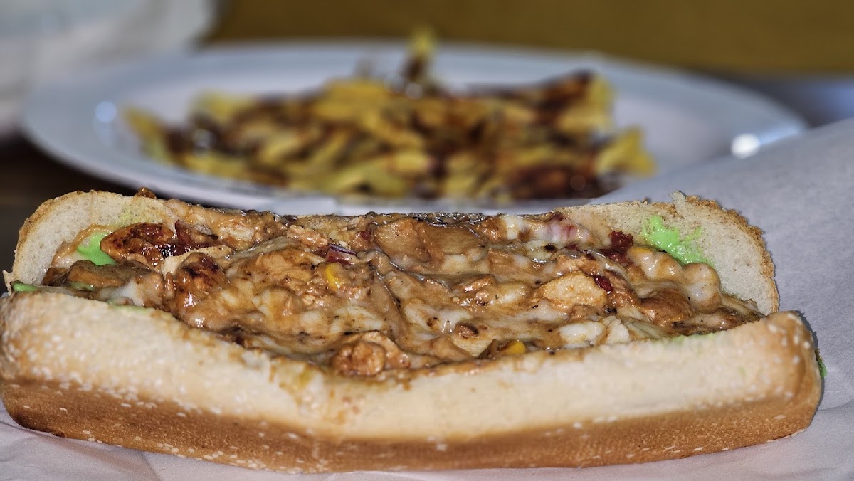 Al Afandi Broasted — photograph 3