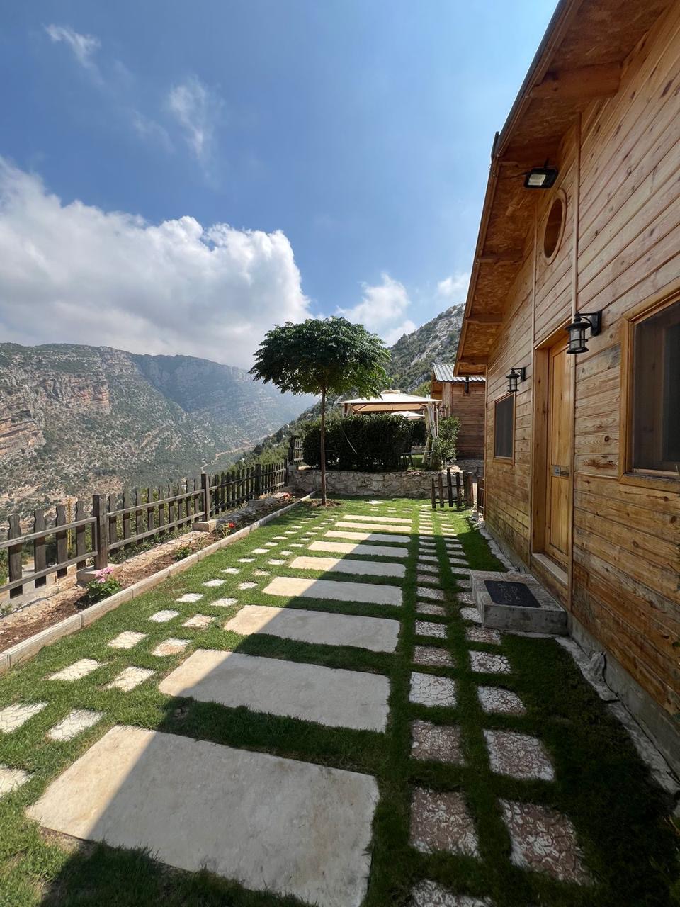 Mountain view tannourine — photograph 3