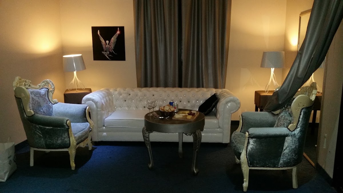 Broumana palace Hotel — photograph 2