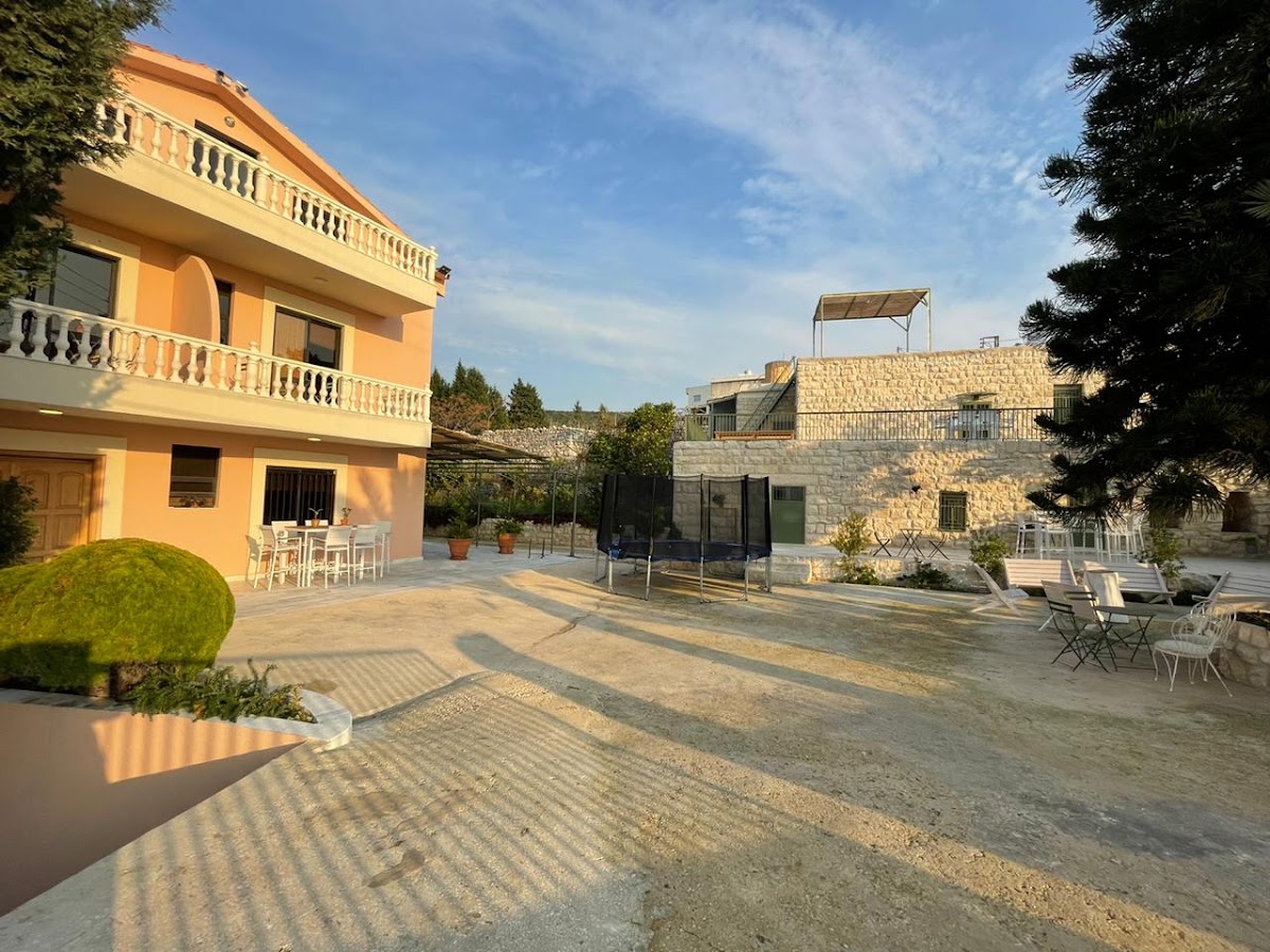 Beit El Barbara