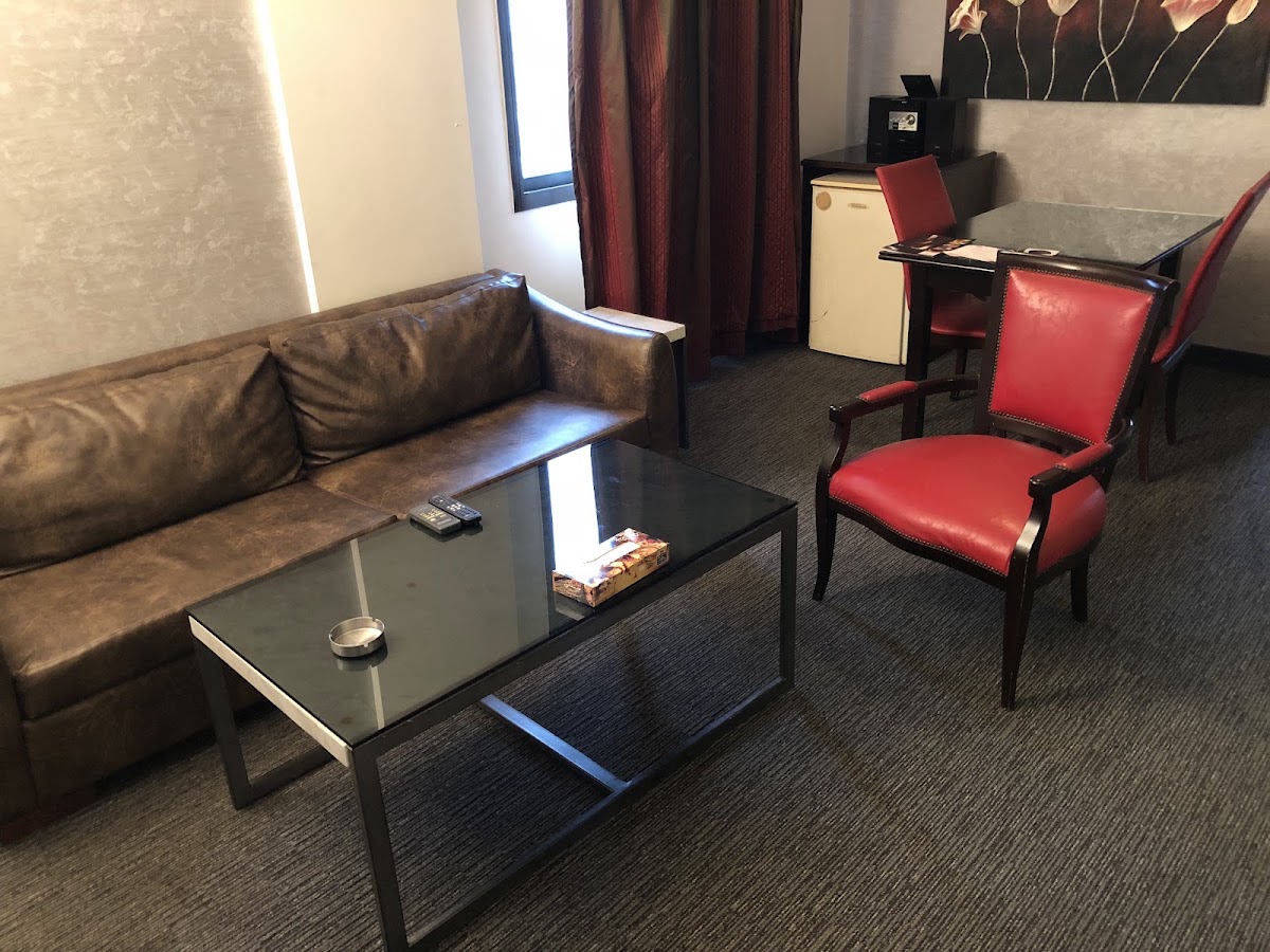 Hotel Le Quartier — photograph 3