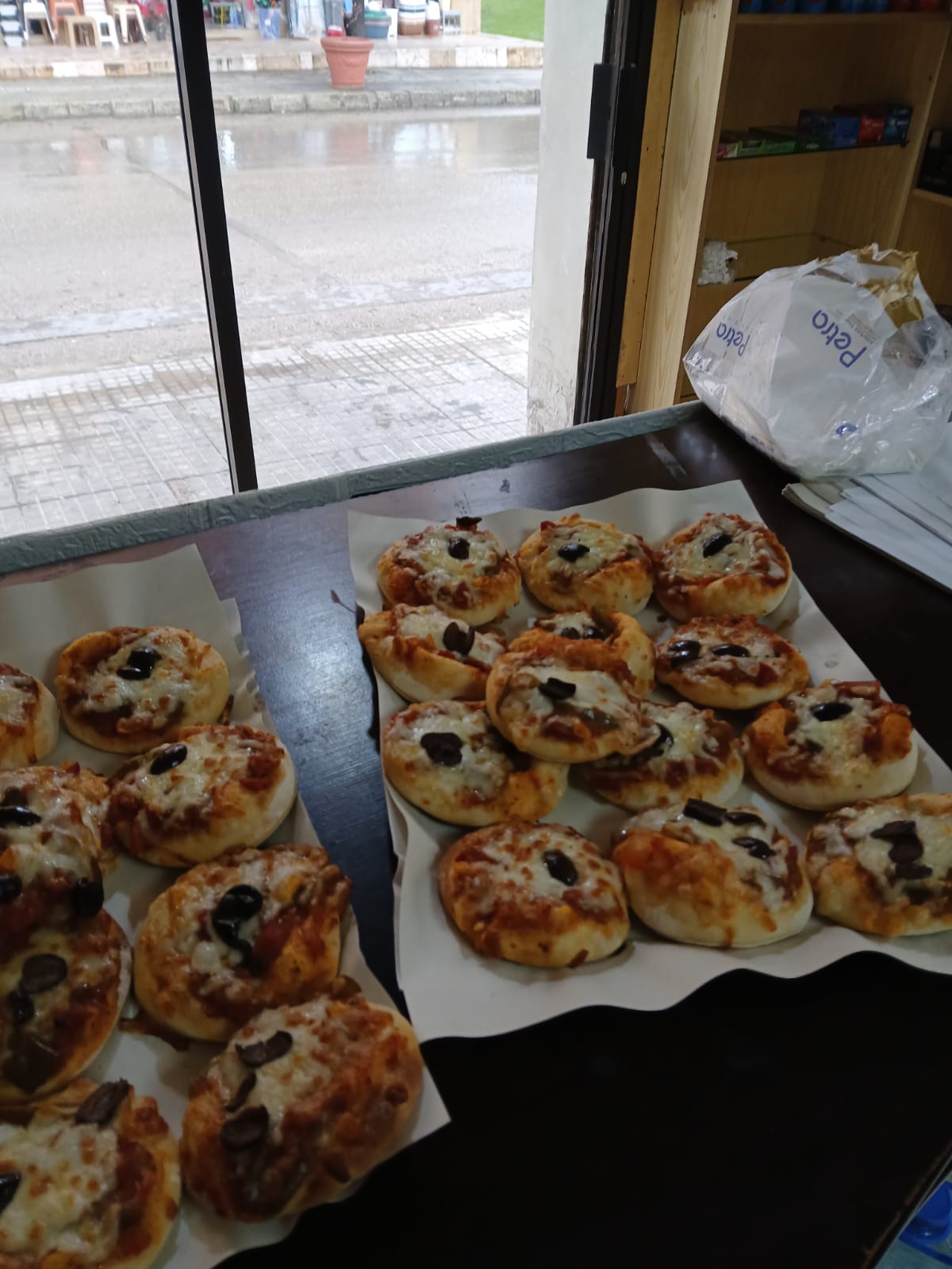 Furn w Snack Al Maher — photograph 2