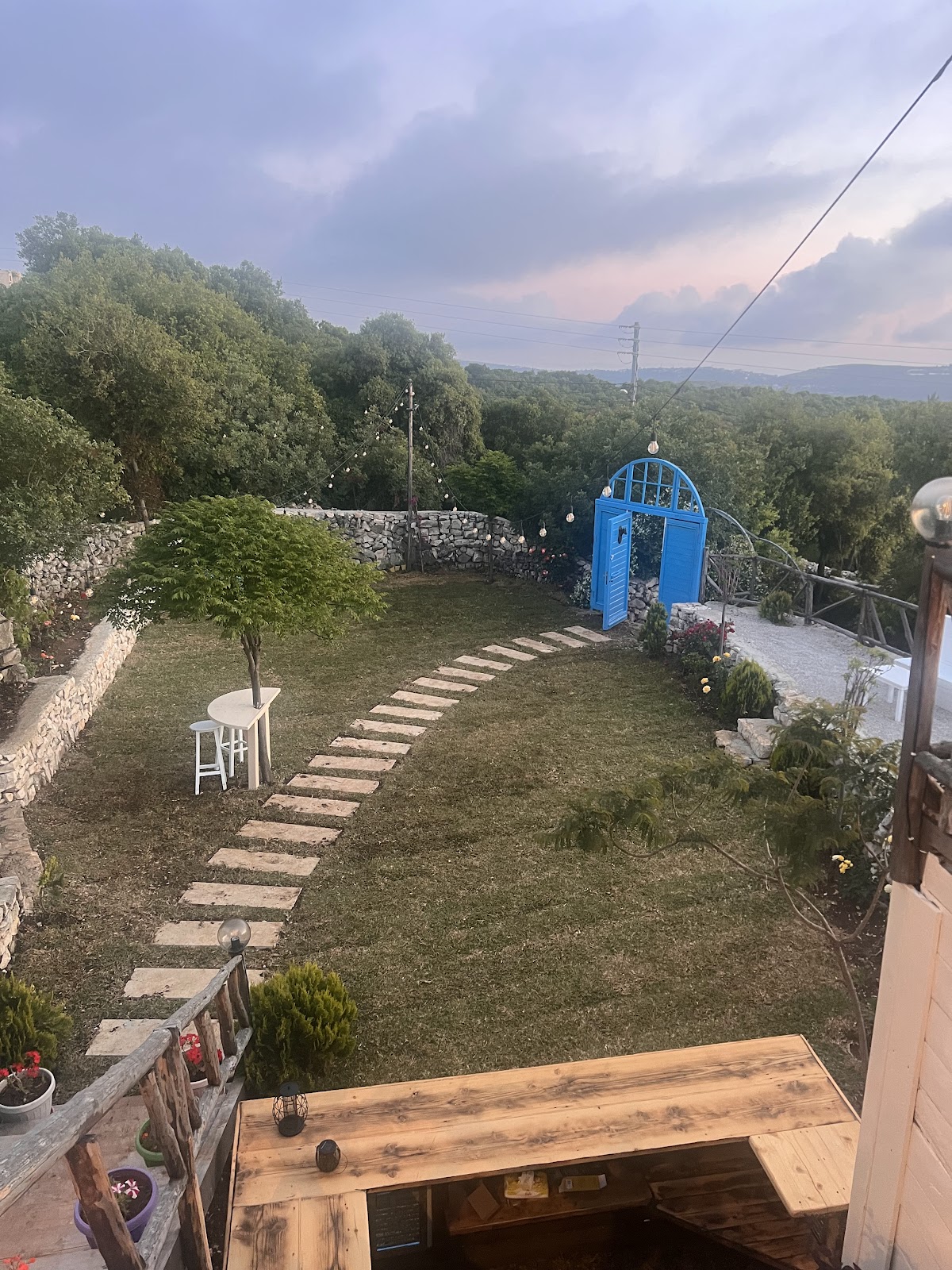 Chez Mansour — photograph 2
