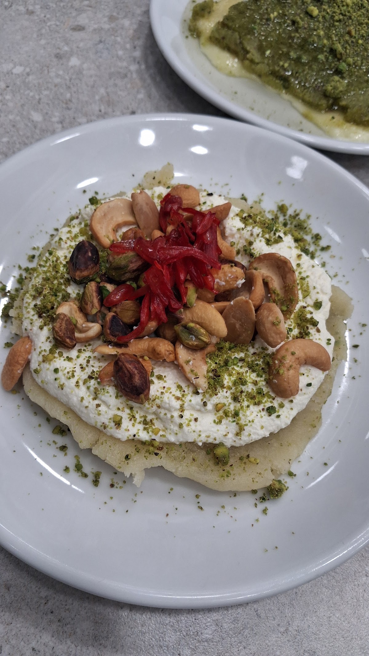 Al Daouk Sweets Tareek Jdeede — photograph 5