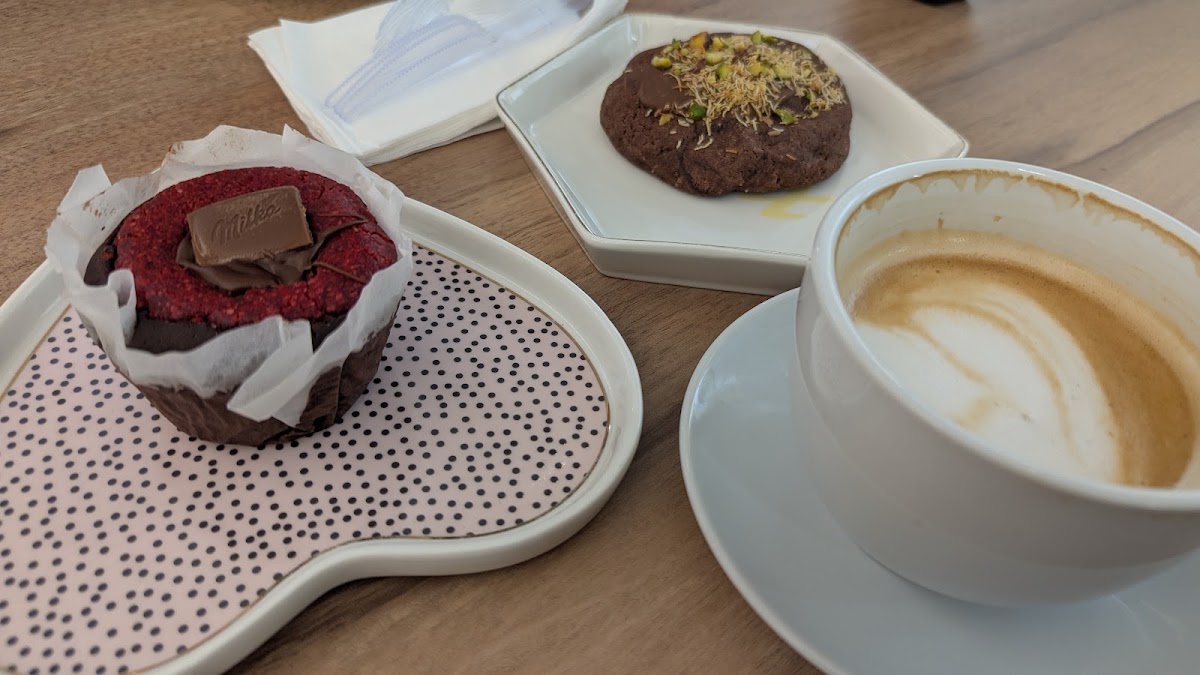 Kalamus Coffee shop — photograph 4