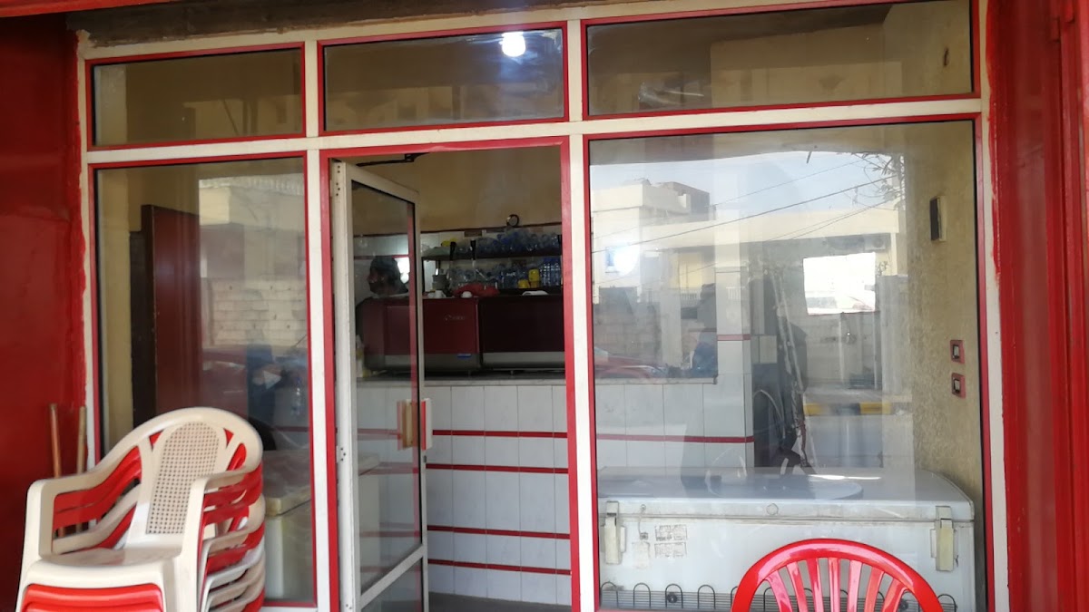 Ballout Café — photograph 2