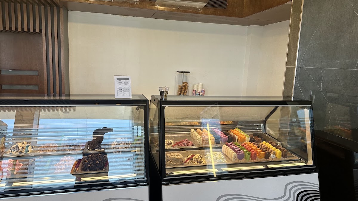 Amarin Bakery — photograph 6