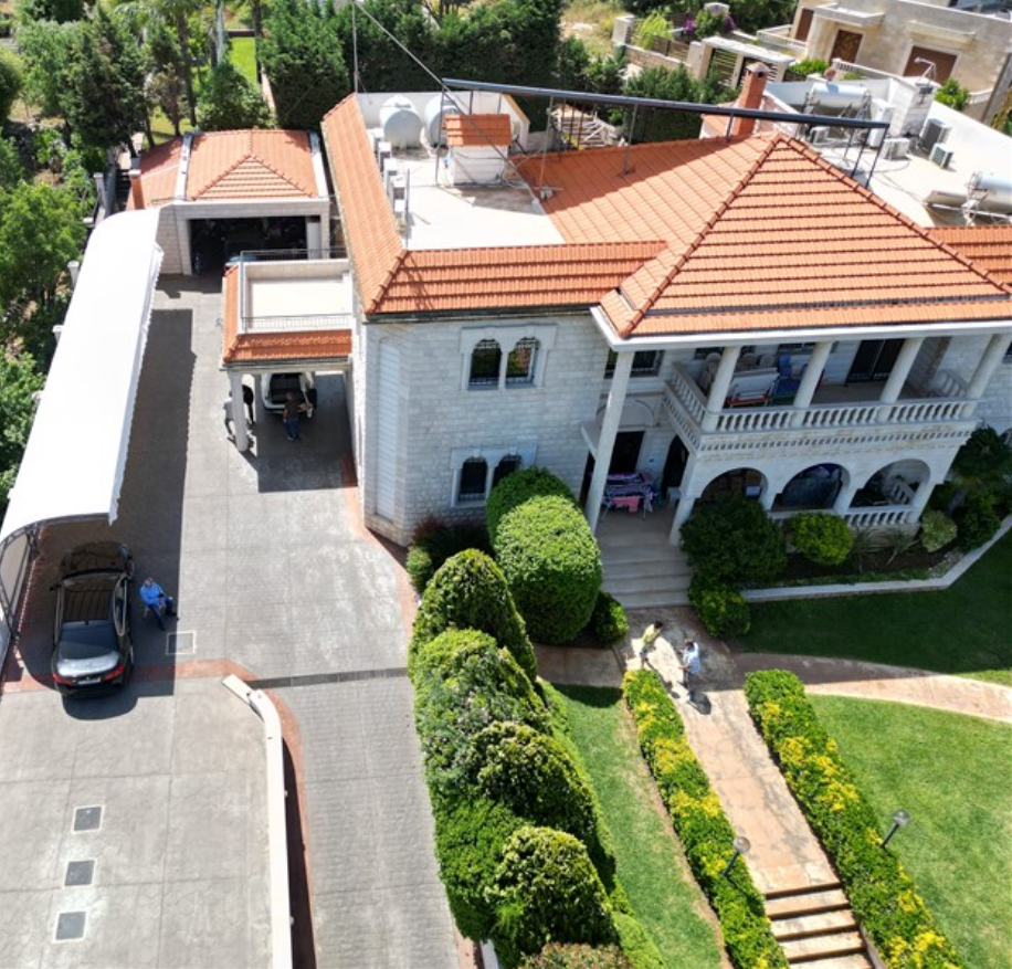 Ayoubi Villa — photograph 2