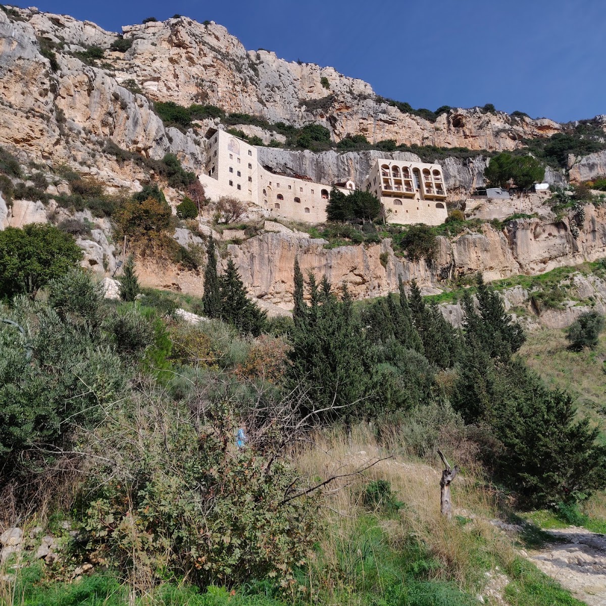 Saydit Hamatoura Monastery — photograph 2