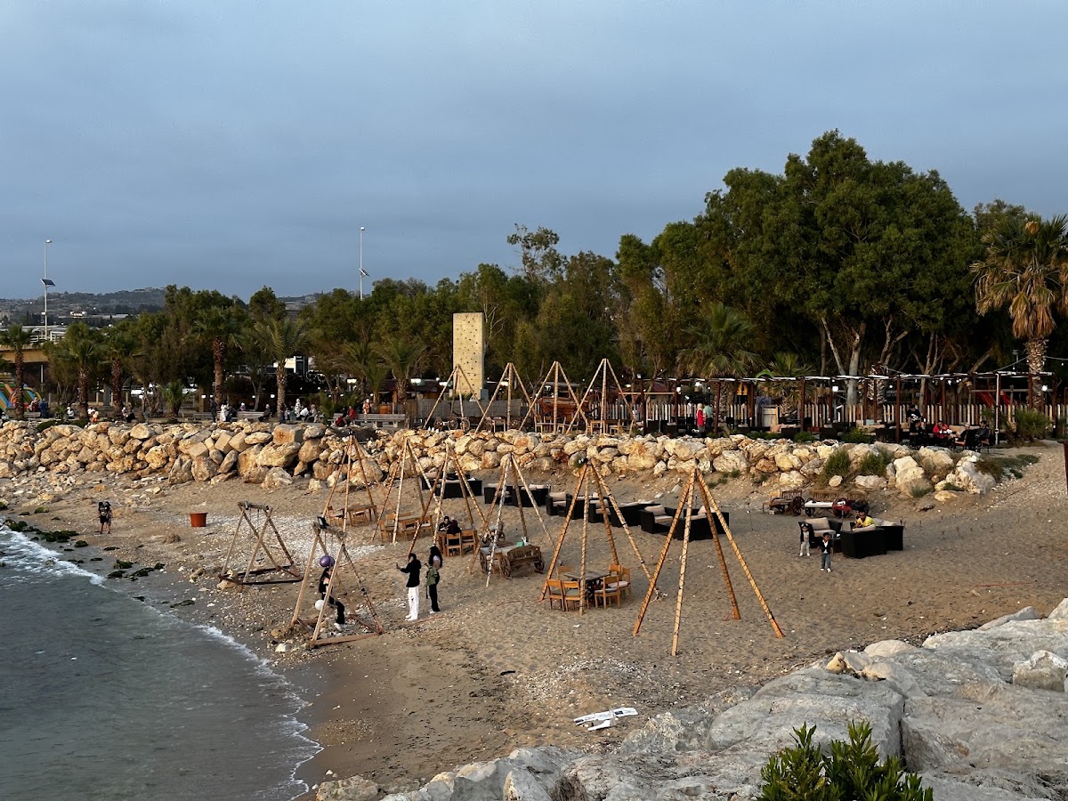 Taracina Seaside — photograph 5