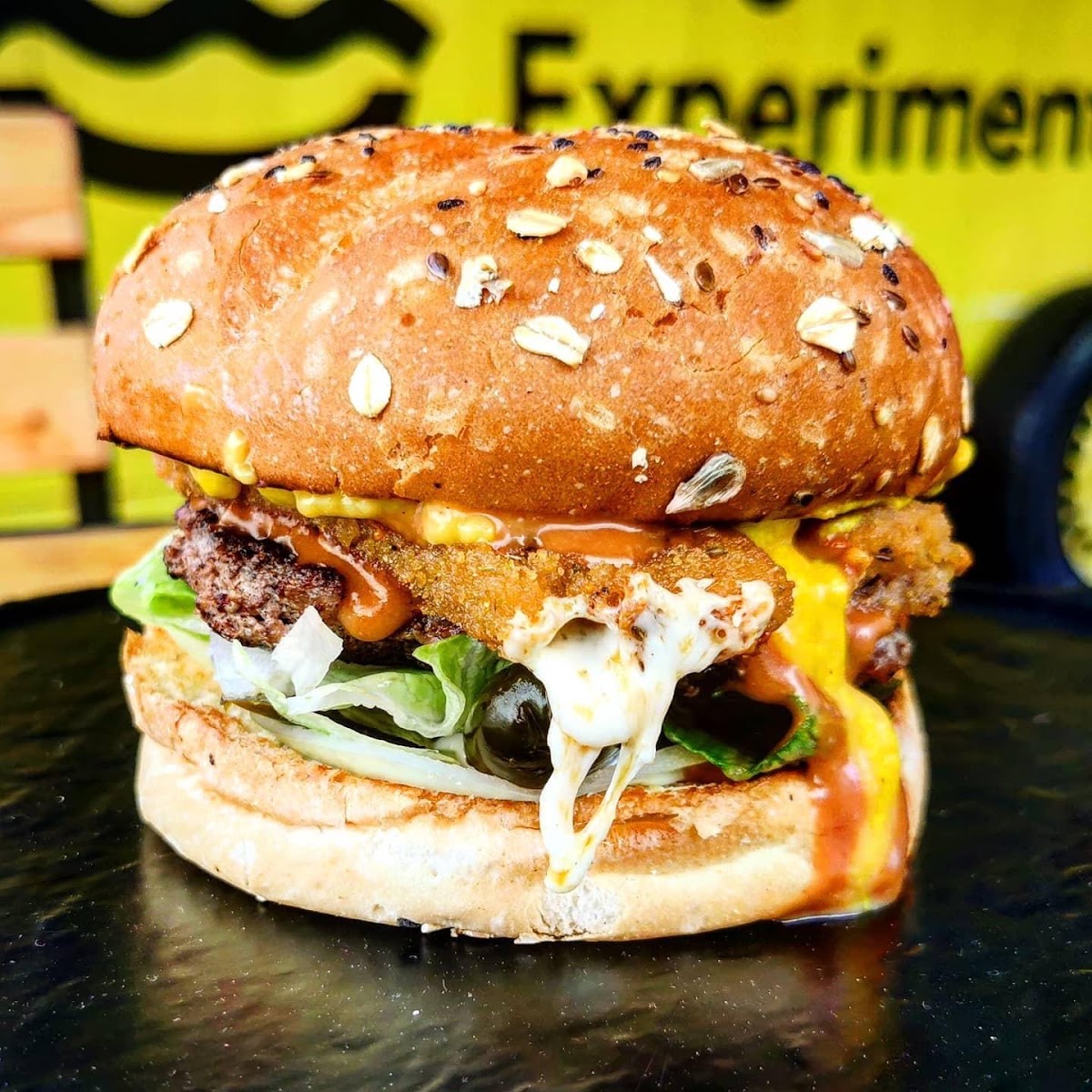 Burger Experiment — photograph 6