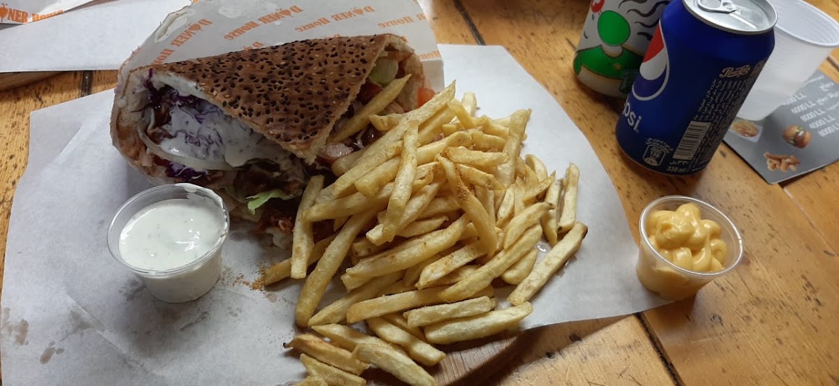 Döner House — photograph 3
