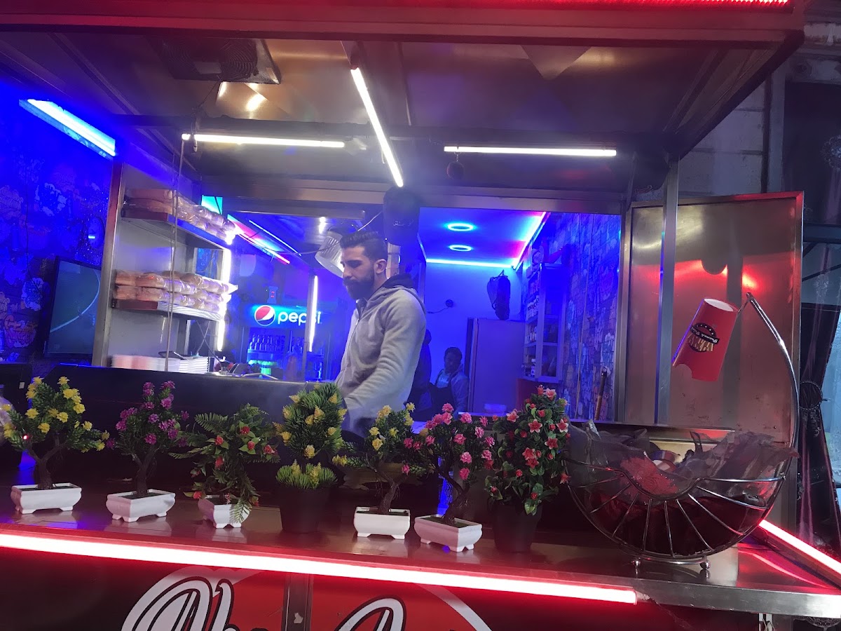 Abu-3antar Hotdog