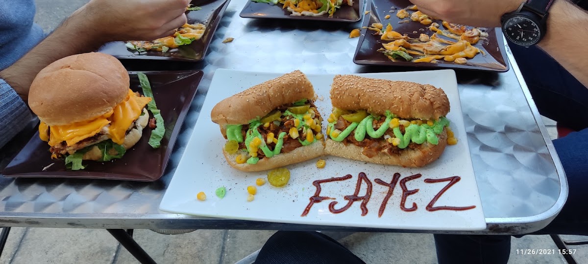 Fayez burger — photograph 6