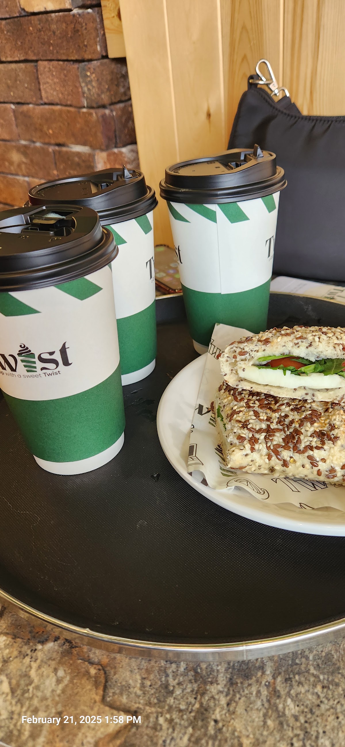 Twist Coffeeshop — photograph 6