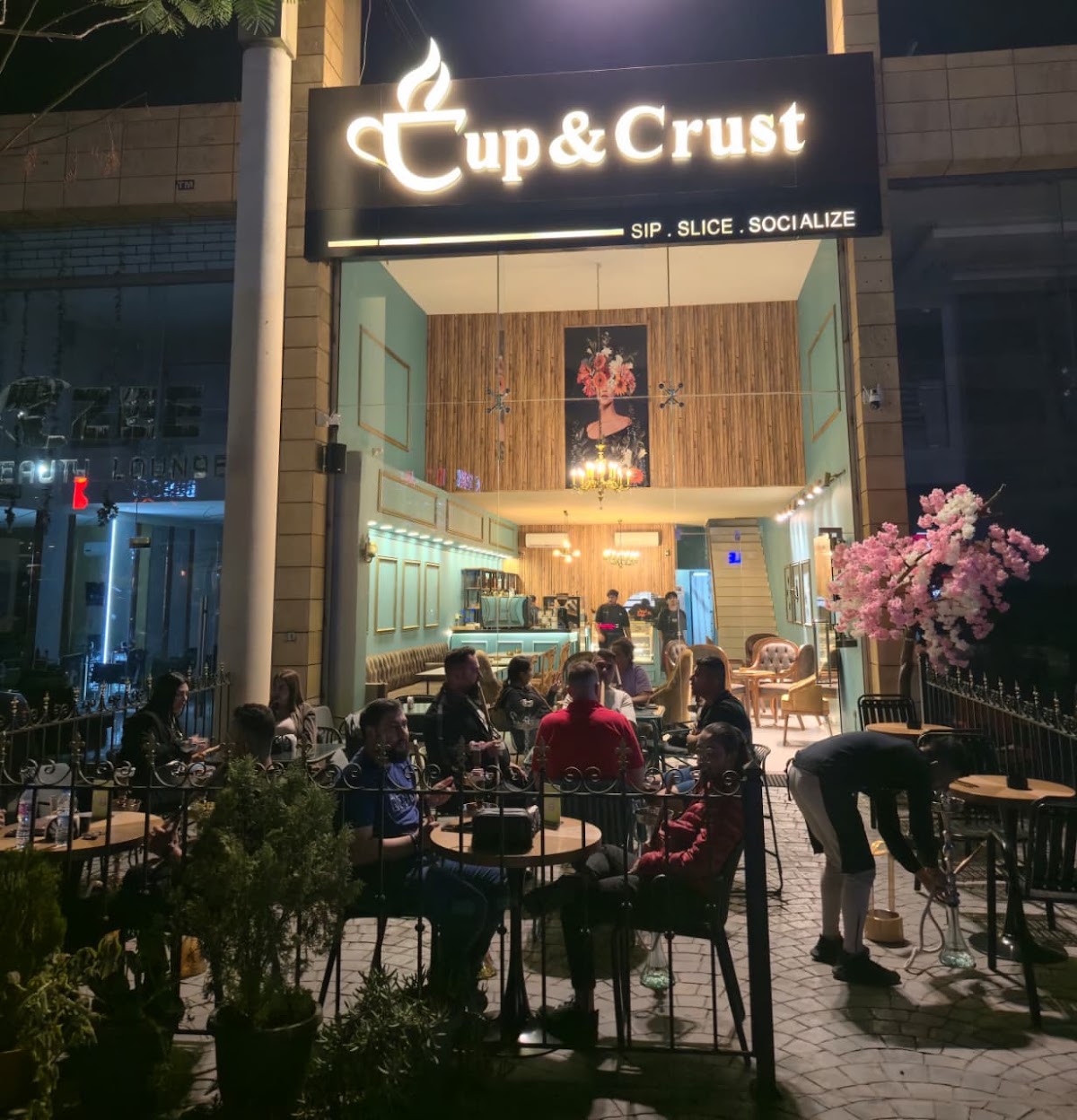 Cup & Crust