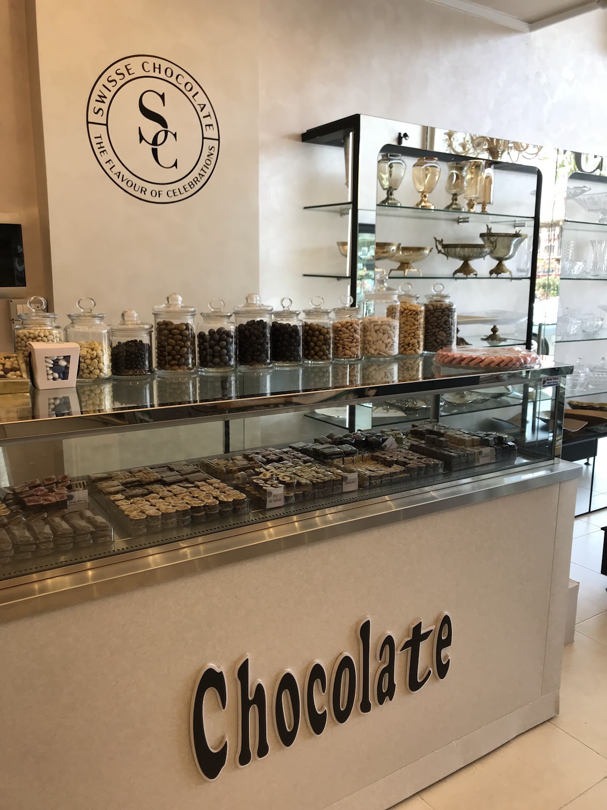 Swisse Chocolate — photograph 2