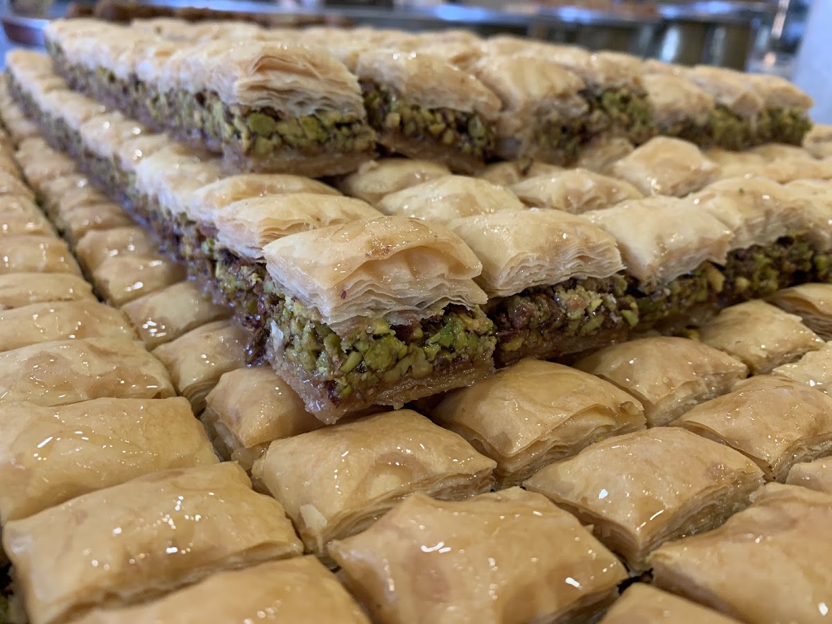 Groupy Reda Ramlawi Sweets — photograph 6