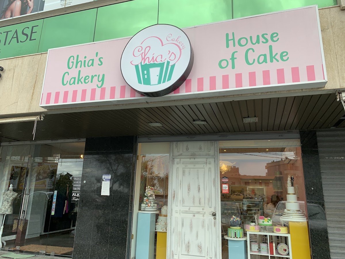 Ghia’s Cakery
