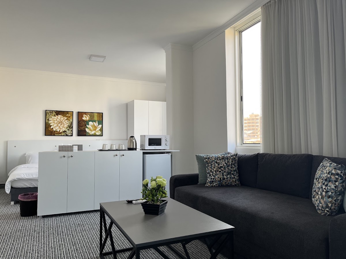 Sidon Midtown Suites — photograph 4