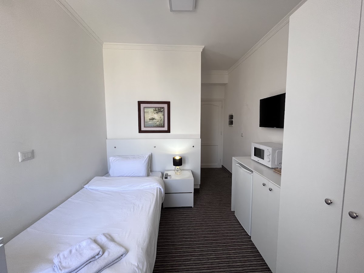 Sidon Midtown Suites — photograph 5