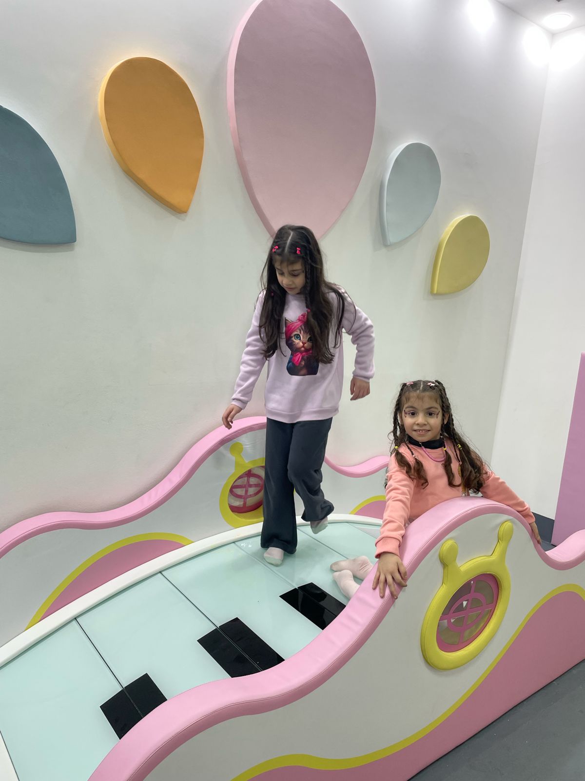 Playtopia — photograph 4