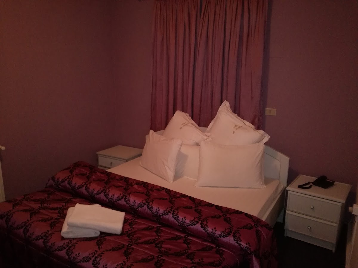 Mayadine Hotel — photograph 3
